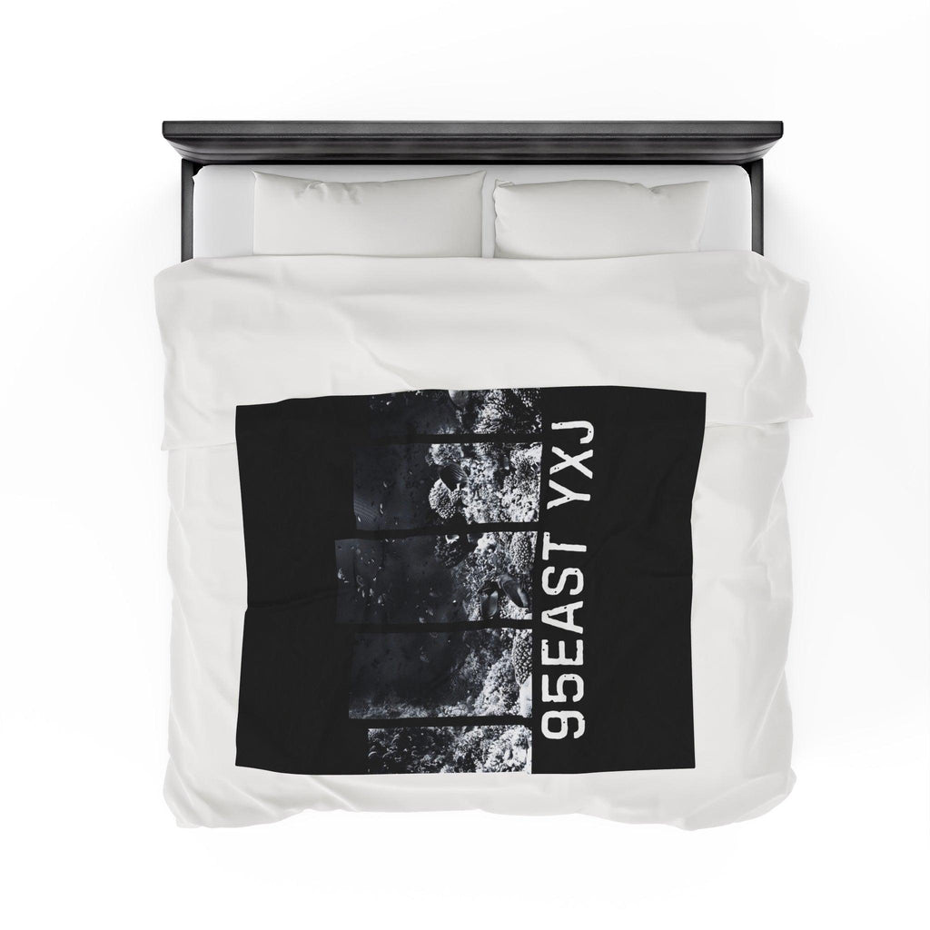 95EAST YORKxJERSEY Velveteen Plush Blanket – Soft Rose Design Throw - 95EAST YORKxJERSEY